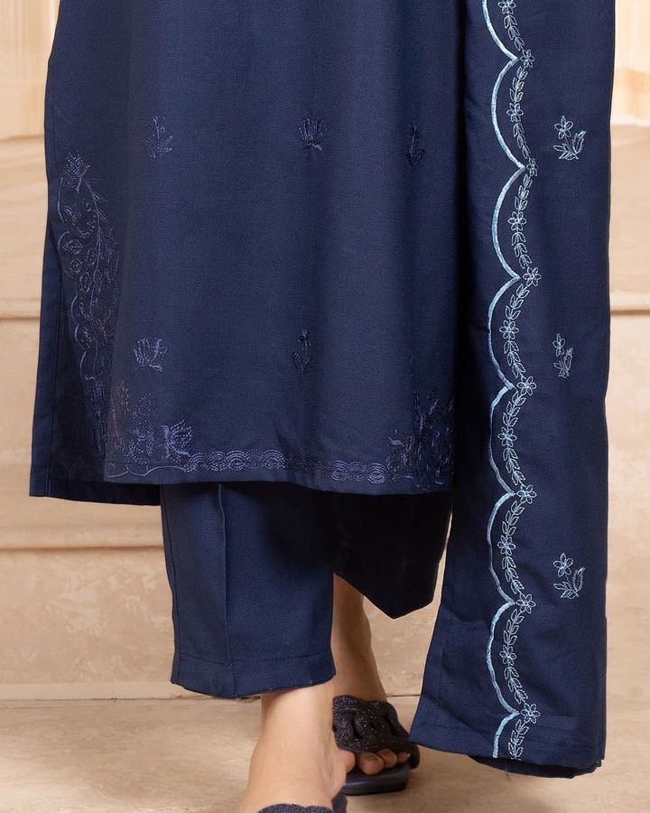 🌟 Blue Azereta  Embroidery 3pc Suit 🌟